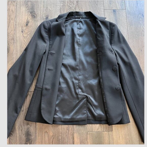 Theory Black Wool Blazer Size 4 Women's 3-Button Classic Tailored Workwear - Picture 3 of 7